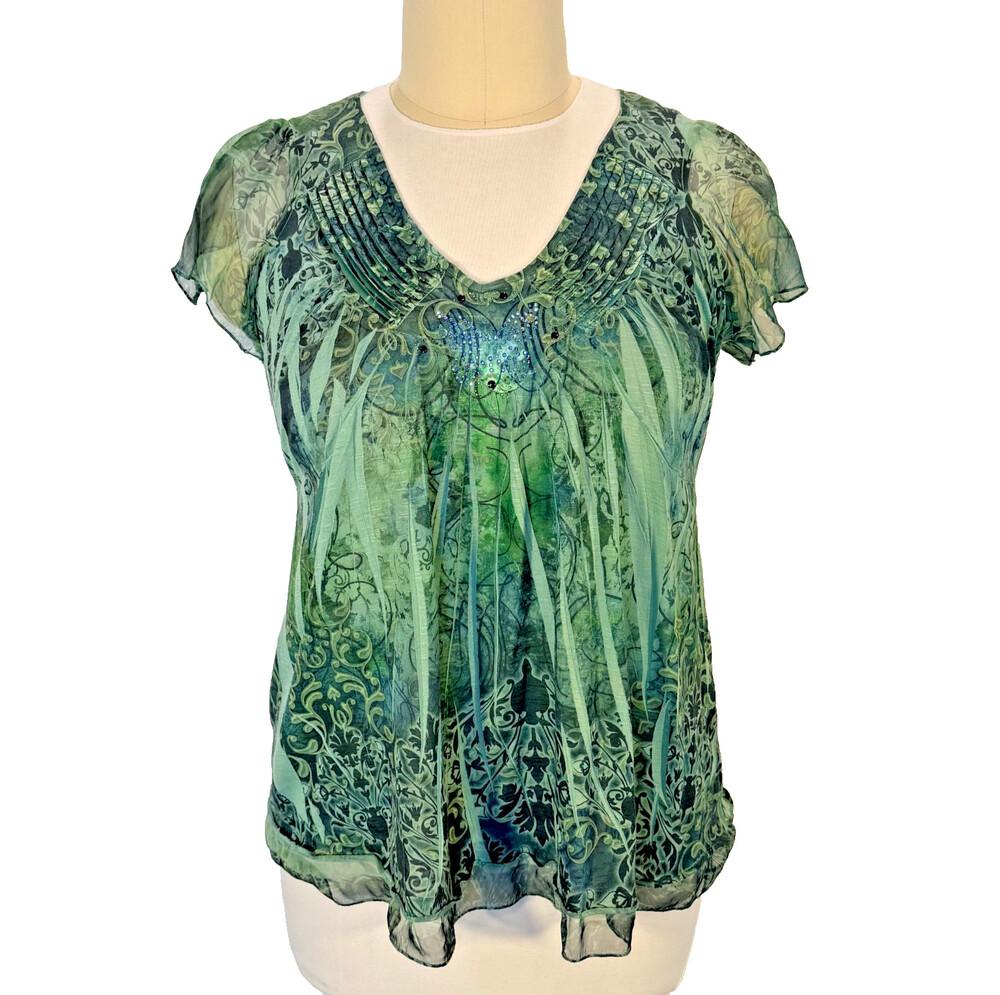 Apt.9 Bouse Women's 1X Green Black Sublimation Damask Fairy Core Short Sleeve